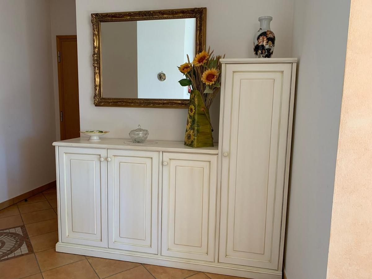 Il Nido Di Giusy Apartment Ossuccio Екстериор снимка